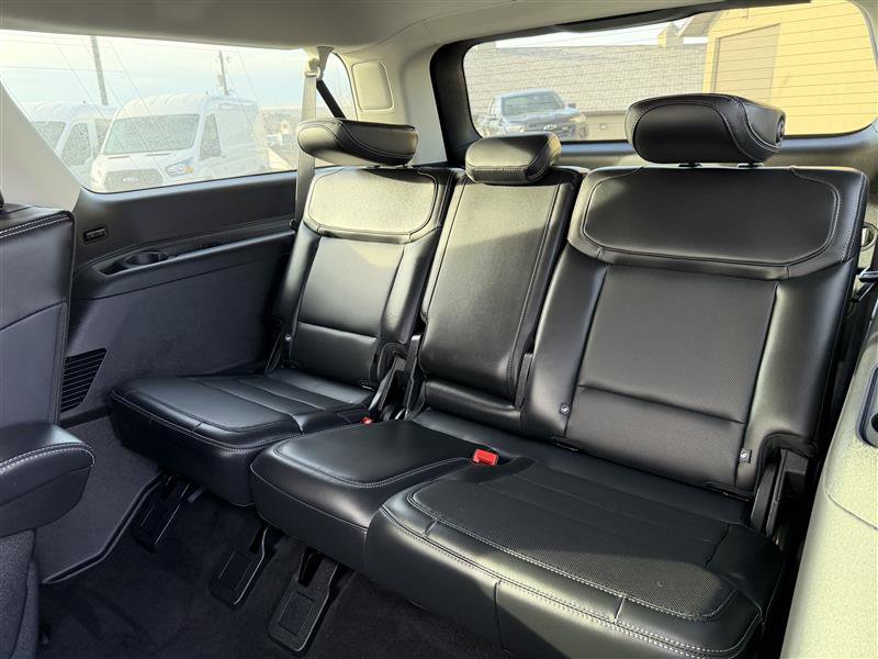 Used 2025 Ford Expedition Max Platinum image 15