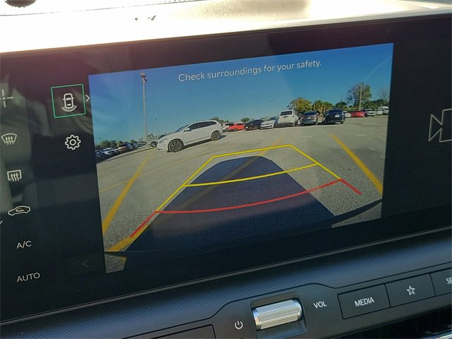 Used 2025 Kia K4 EX image 18