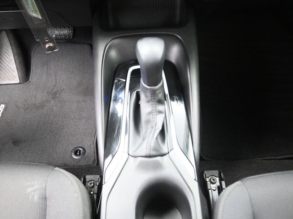Used 2025 Toyota Corolla LE image 10