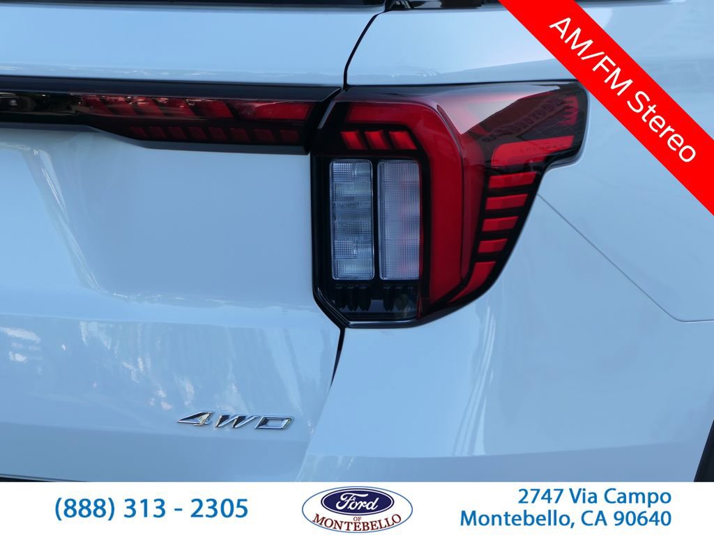 Used 2026 Ford Explorer Active w/ Active Comfort Package RWD image 5