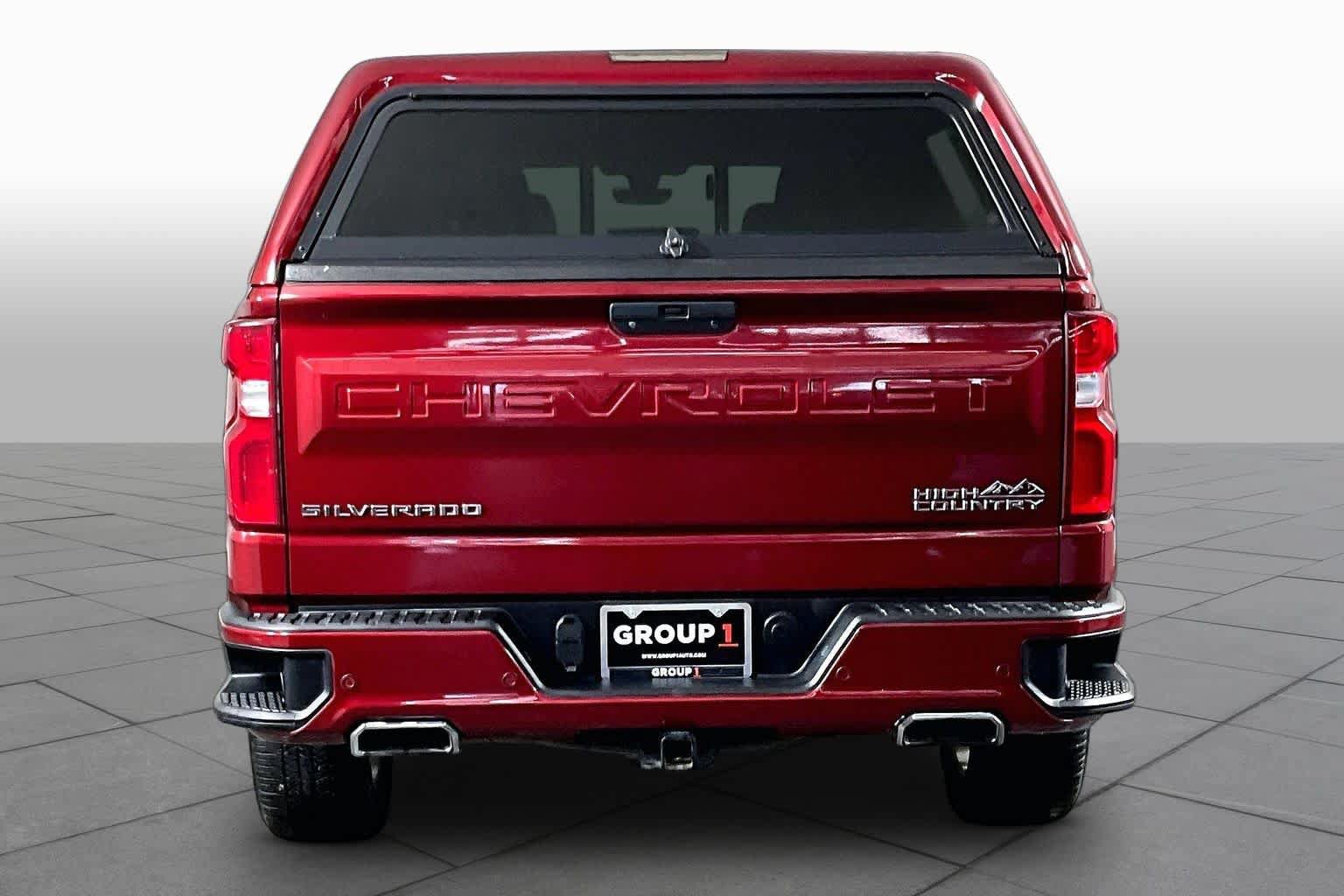 Used 2019 Chevrolet Silverado 1500 High Country w/ Technology Package RWD image 5