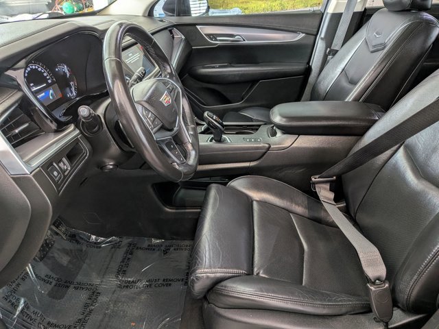 Used 2017 Cadillac XT5 Premium Luxury image 7