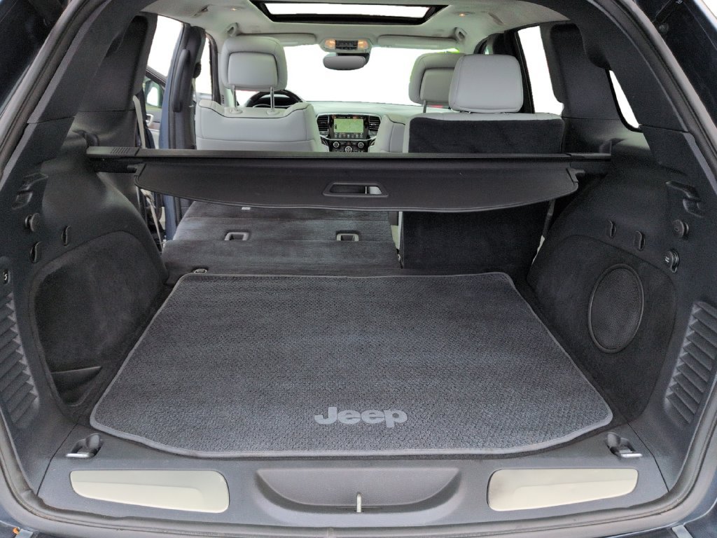 Used 2020 Jeep Grand Cherokee Summit AWD/4WD image 28
