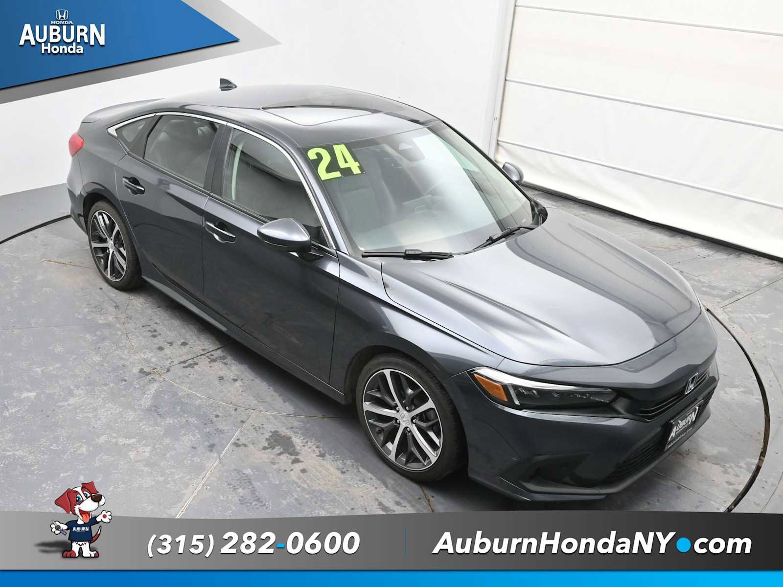 Used 2024 Honda Civic Touring image 16