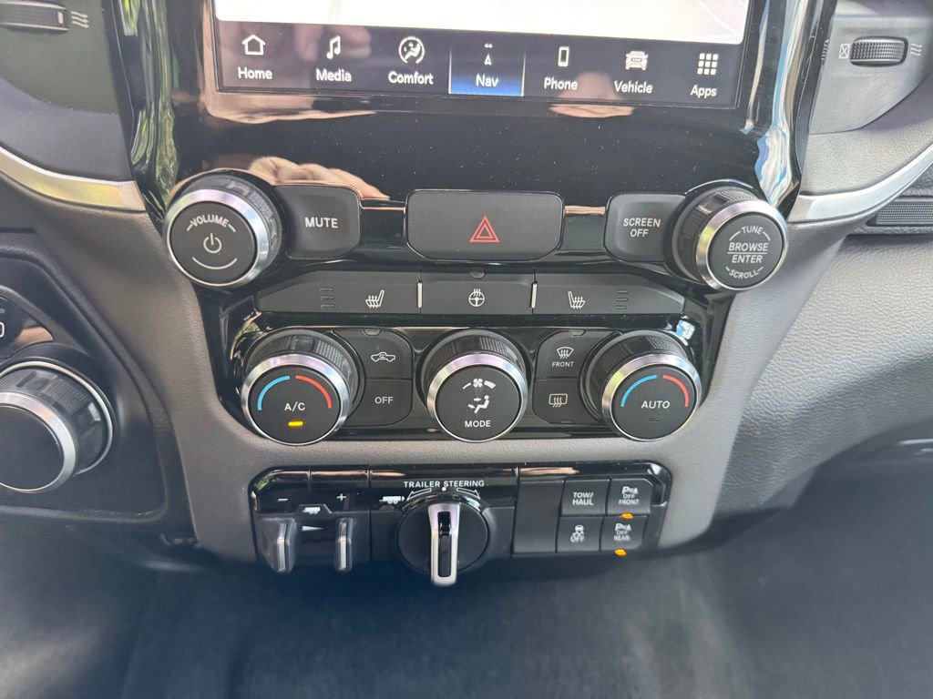 Used 2023 RAM 1500 Big Horn w/ Trailer Tow Group AWD/4WD image 29
