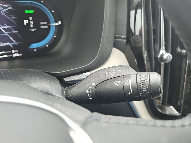 Used 2022 Volvo XC60 T8 Inscription w/ Advanced Package image 29
