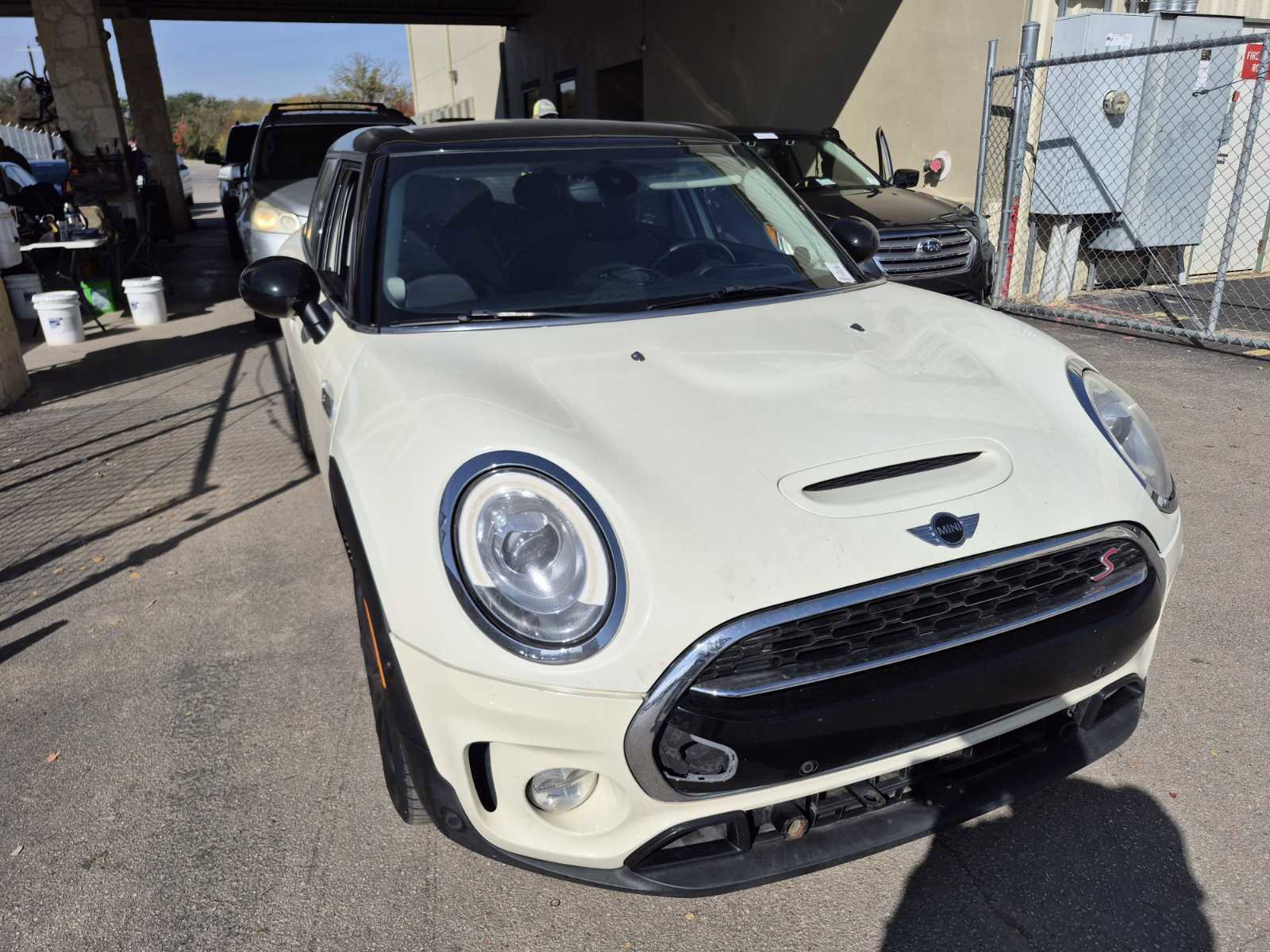 Used 2018 MINI Cooper Clubman S image 2