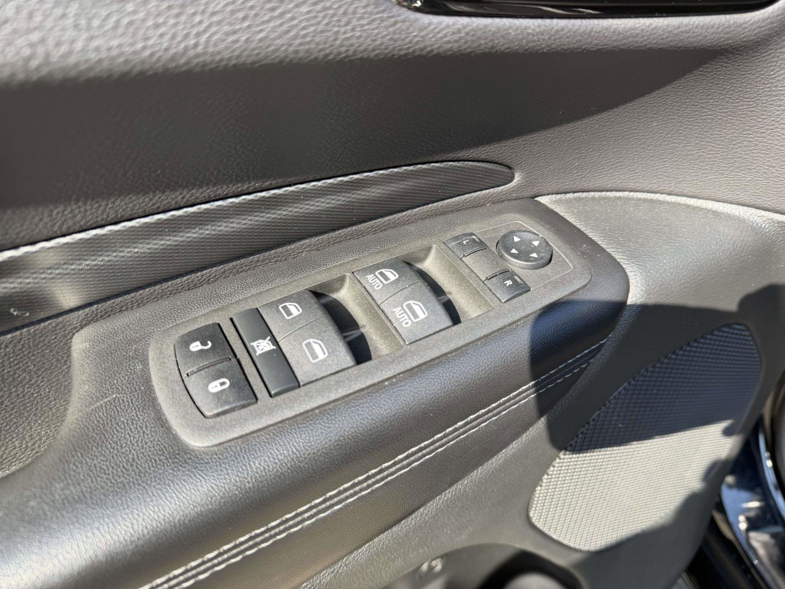 Used 2022 Dodge Durango GT image 19