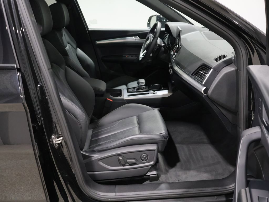 Used 2025 Audi Q5 2.0T Premium image 22