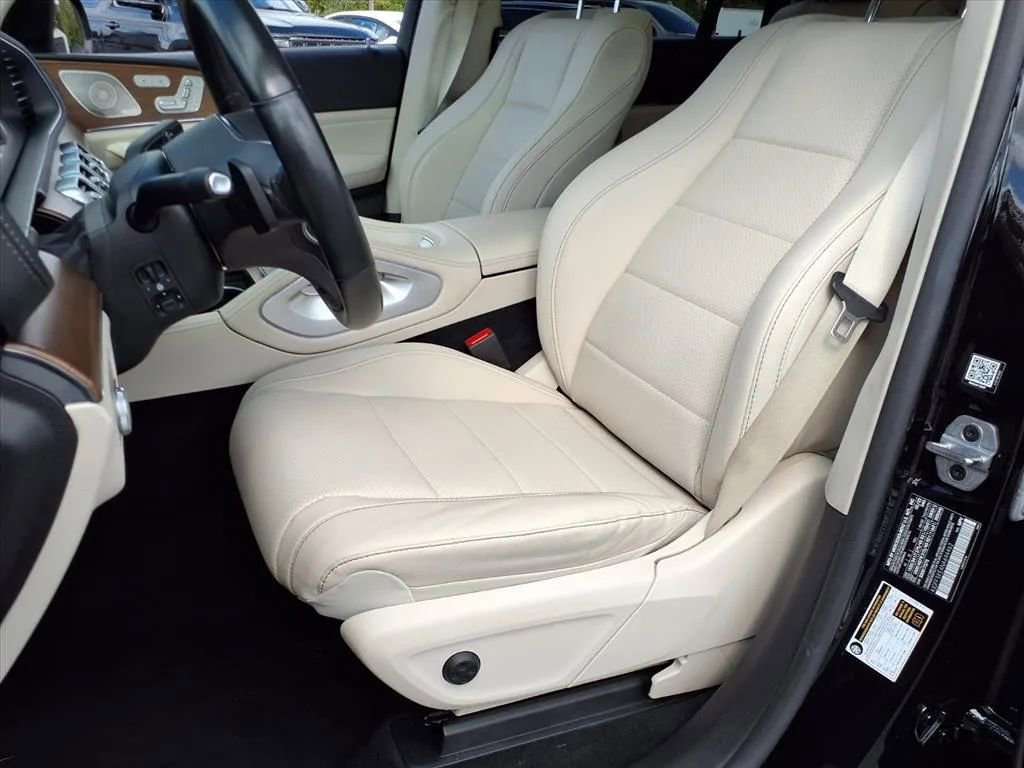 Used 2022 Mercedes-Benz GLS 450 4MATIC image 23