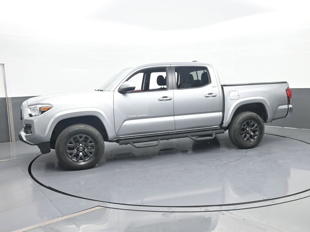 Used 2023 Toyota Tacoma SR5 RWD image 2