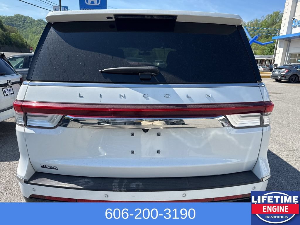 Used 2023 Lincoln Navigator Reserve AWD/4WD image 9