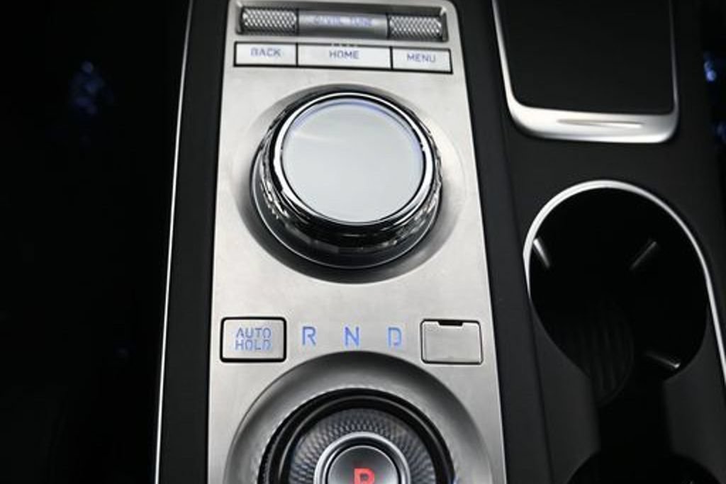 Used 2025 Genesis Electrified GV70 w/ Prestige Package AWD/4WD image 20