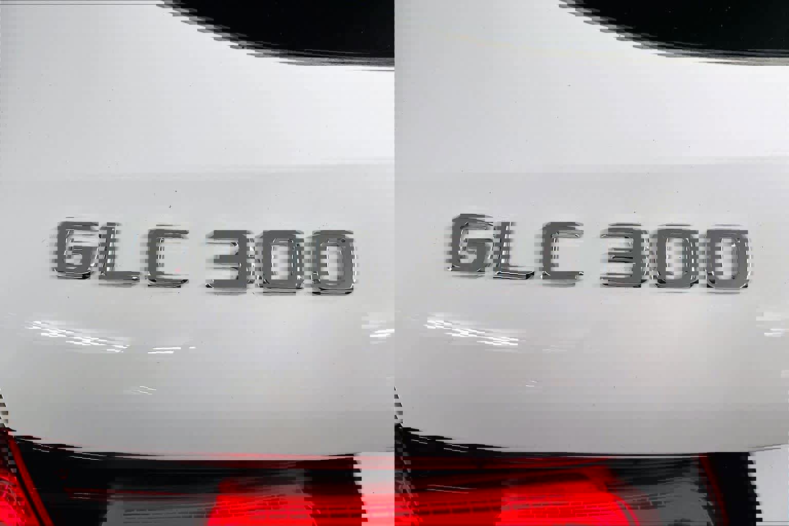 Used 2021 Mercedes-Benz GLC 300 4MATIC image 10