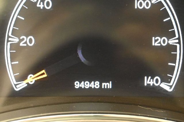 Used 2019 Jeep Grand Cherokee Altitude AWD/4WD image 32
