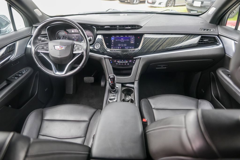 Used 2023 Cadillac XT6 Premium Luxury FWD image 27