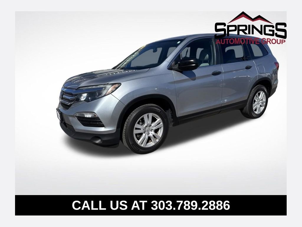 Used 2017 Honda Pilot LX image 1