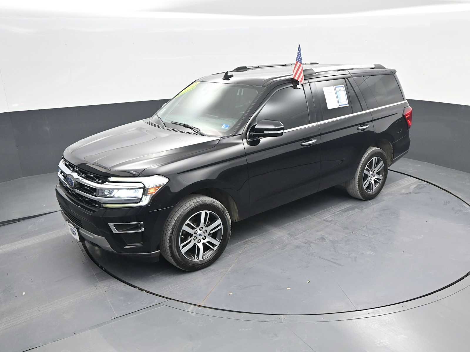 Used 2023 Ford Expedition Limited image 33