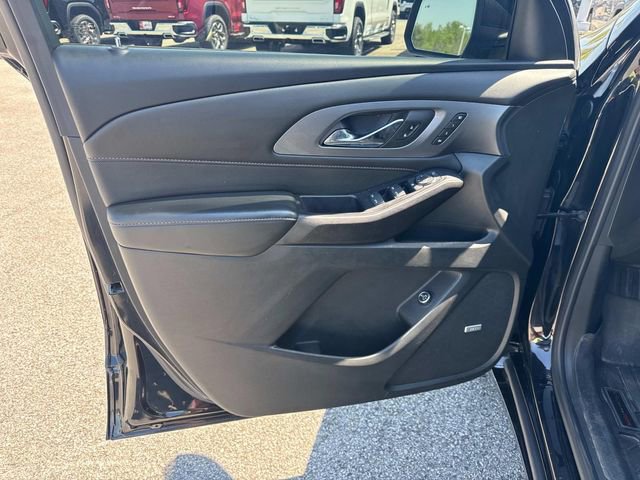Used 2021 Chevrolet Traverse Premier w/ Redline Edition image 28
