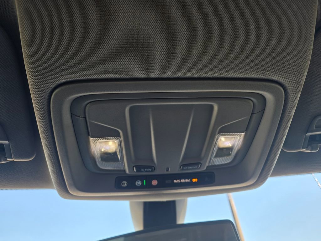 Used 2019 Chevrolet Silverado 1500 LT w/ Texas Edition image 23