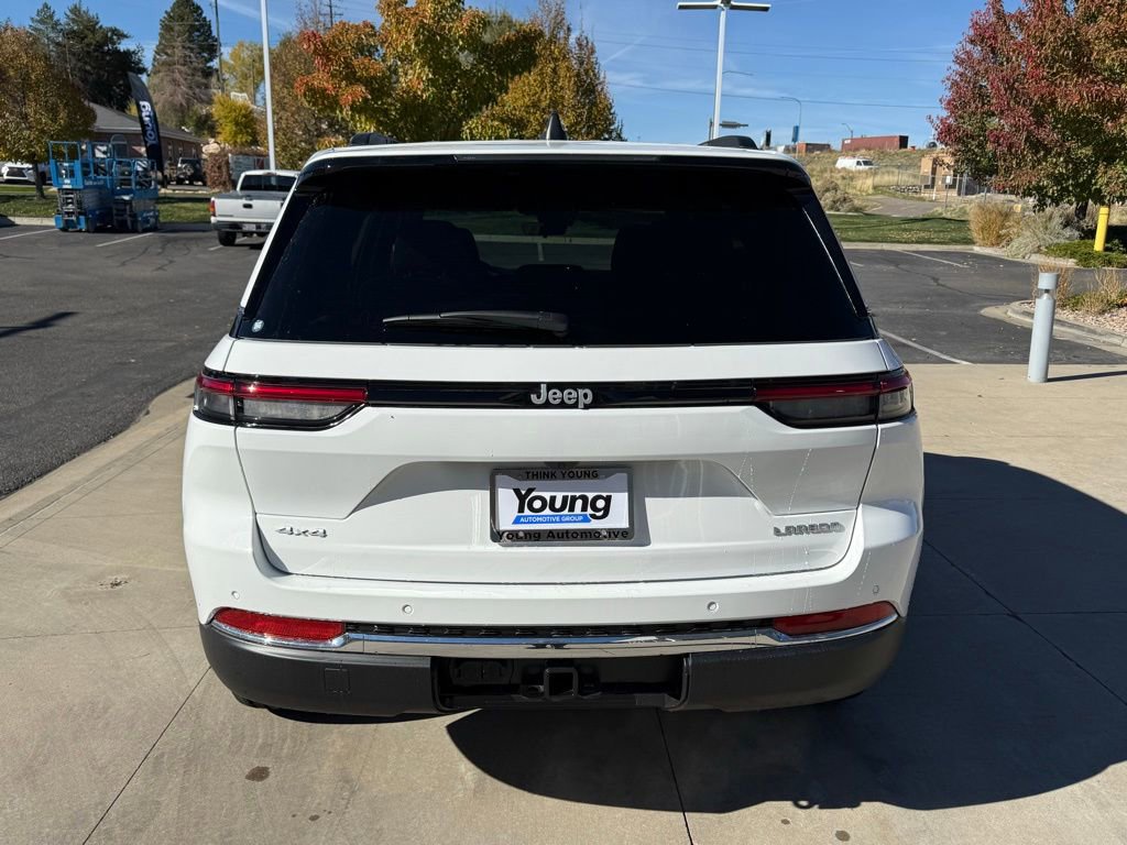 New 2025 Jeep Grand Cherokee Laredo w/ Trailer Tow Package image 9