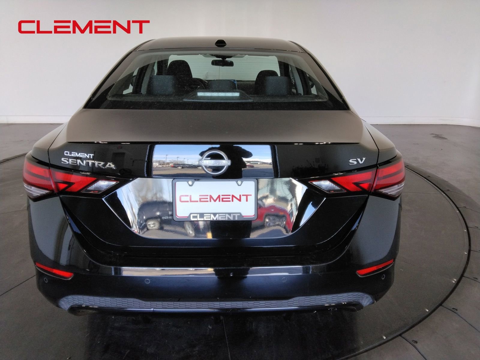 Used 2024 Nissan Sentra SV FWD image 7