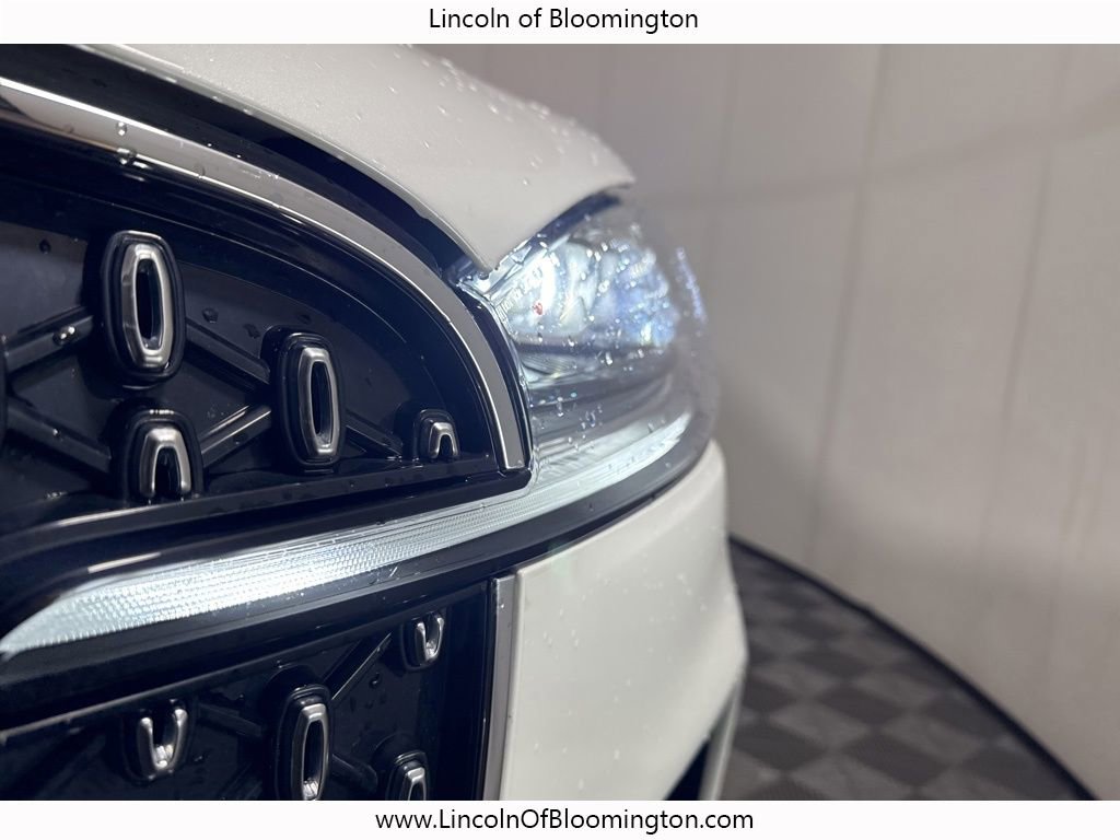 Certified 2025 Lincoln Aviator Reserve w/ Illumination Package image 13
