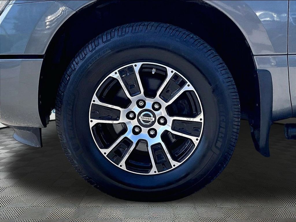 Used 2022 Nissan Titan SV w/ SV Convenience Package AWD/4WD image 7