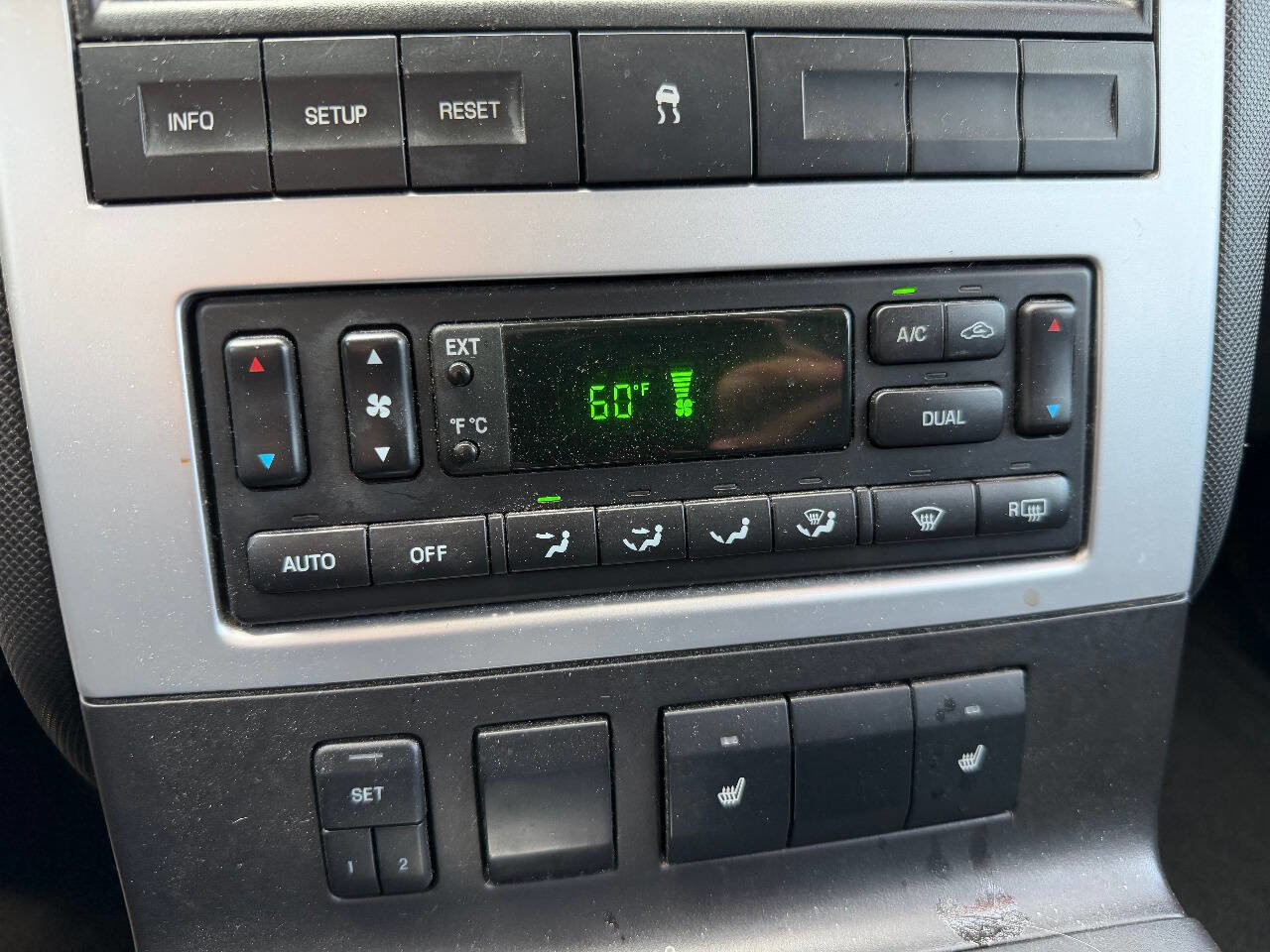 Used 2008 Mercury Mountaineer AWD image 21