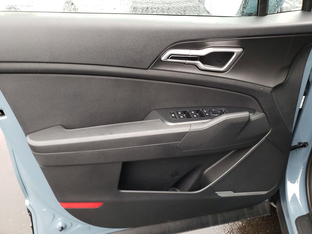 New 2026 Kia Sportage S image 16