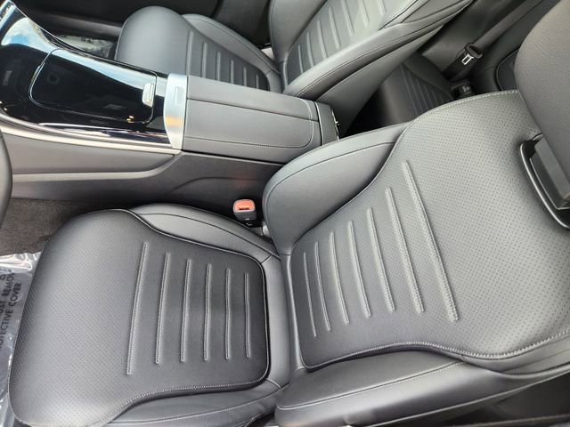 Certified 2026 Mercedes-Benz GLC 300 4MATIC image 8