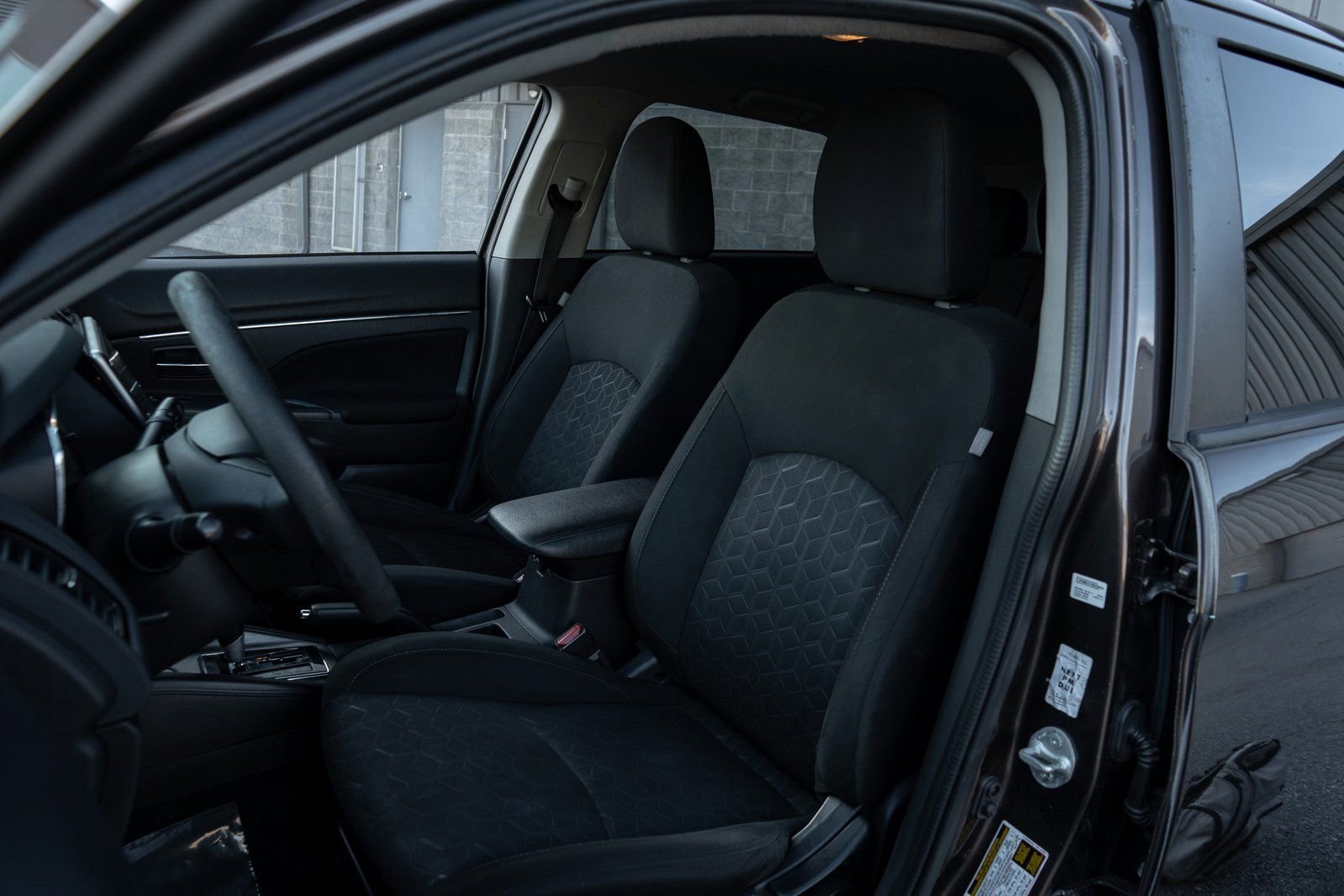 Used 2020 Mitsubishi Outlander Sport ES image 8