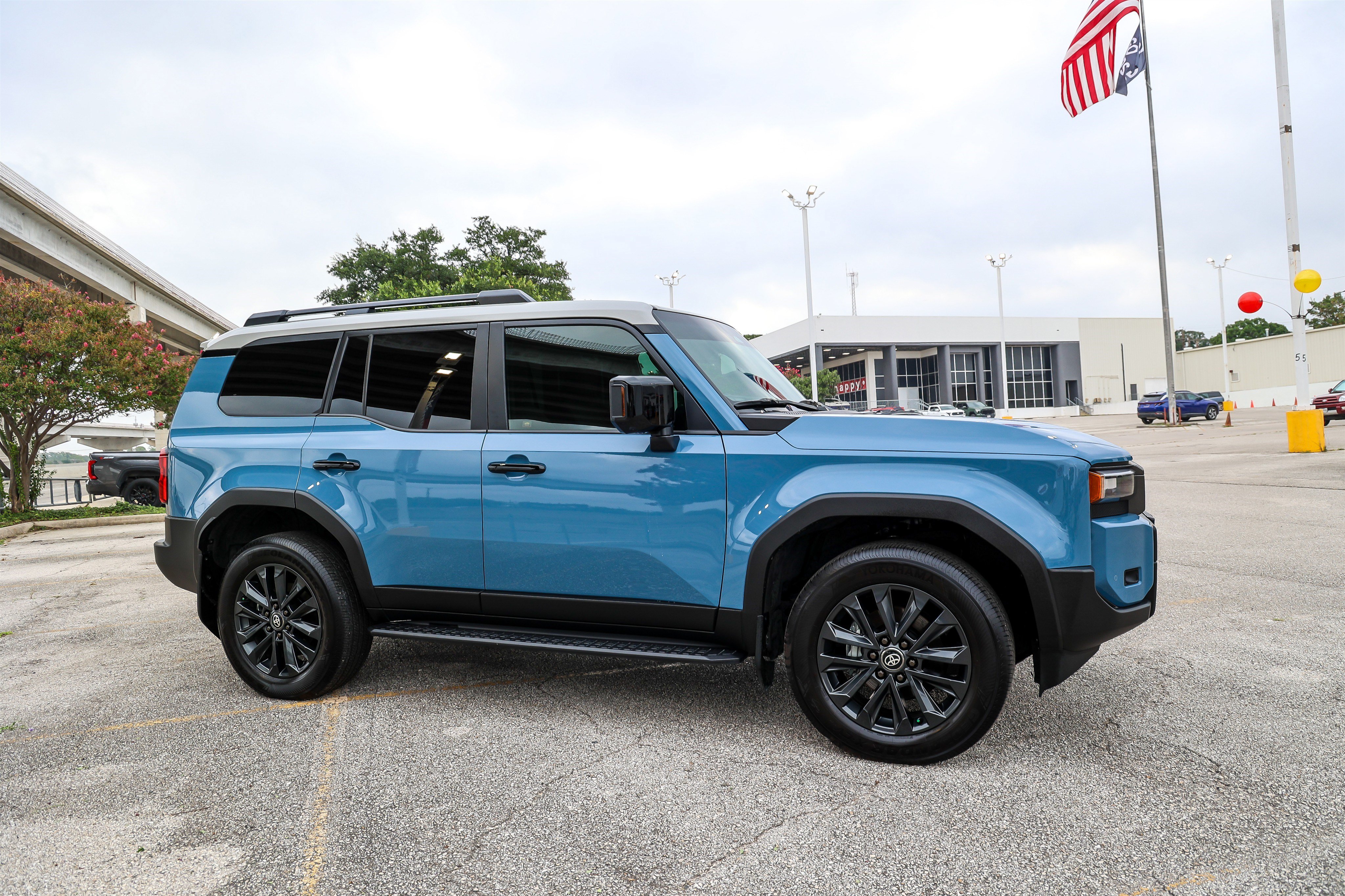 Used 2025 Toyota Land Cruiser w/ Premium Package AWD/4WD image 7