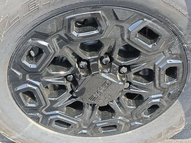 New 2025 GMC Sierra 2500 Denali w/ Denali Reserve Package image 34