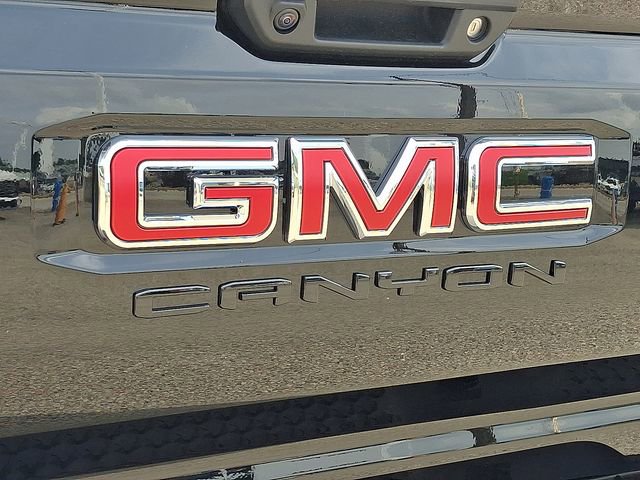 New 2025 GMC Canyon AT4 w/ Nightfall Edition image 13