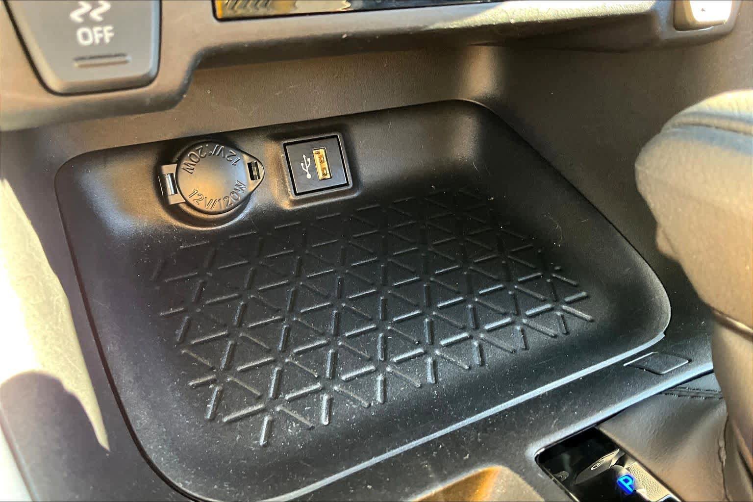 Certified 2023 Toyota RAV4 XLE image 32