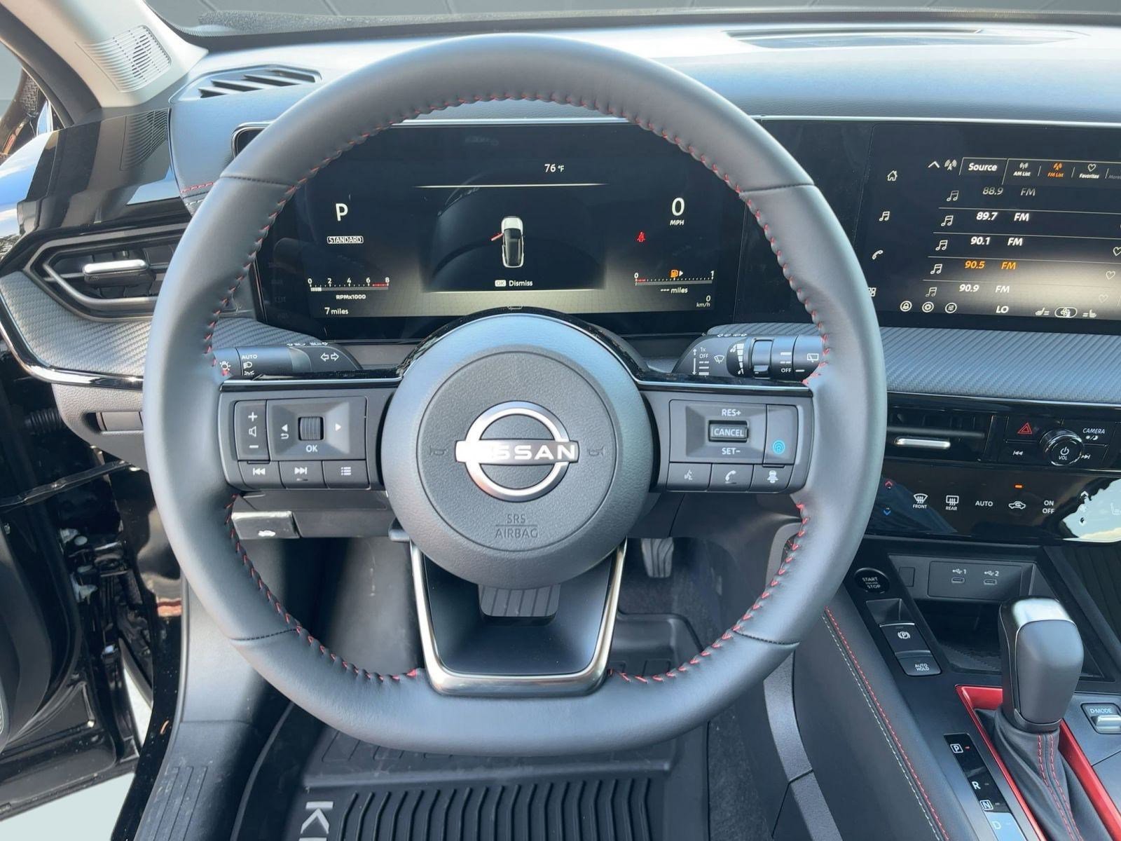 New 2026 Nissan Kicks SR w/ Cold Weather Package image 17