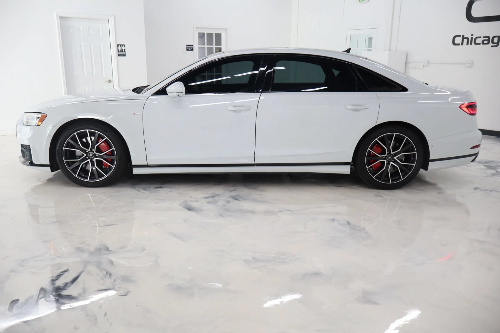 Used 2021 Audi A8 L 3.0T w/ Executive Plus Package AWD/4WD image 5