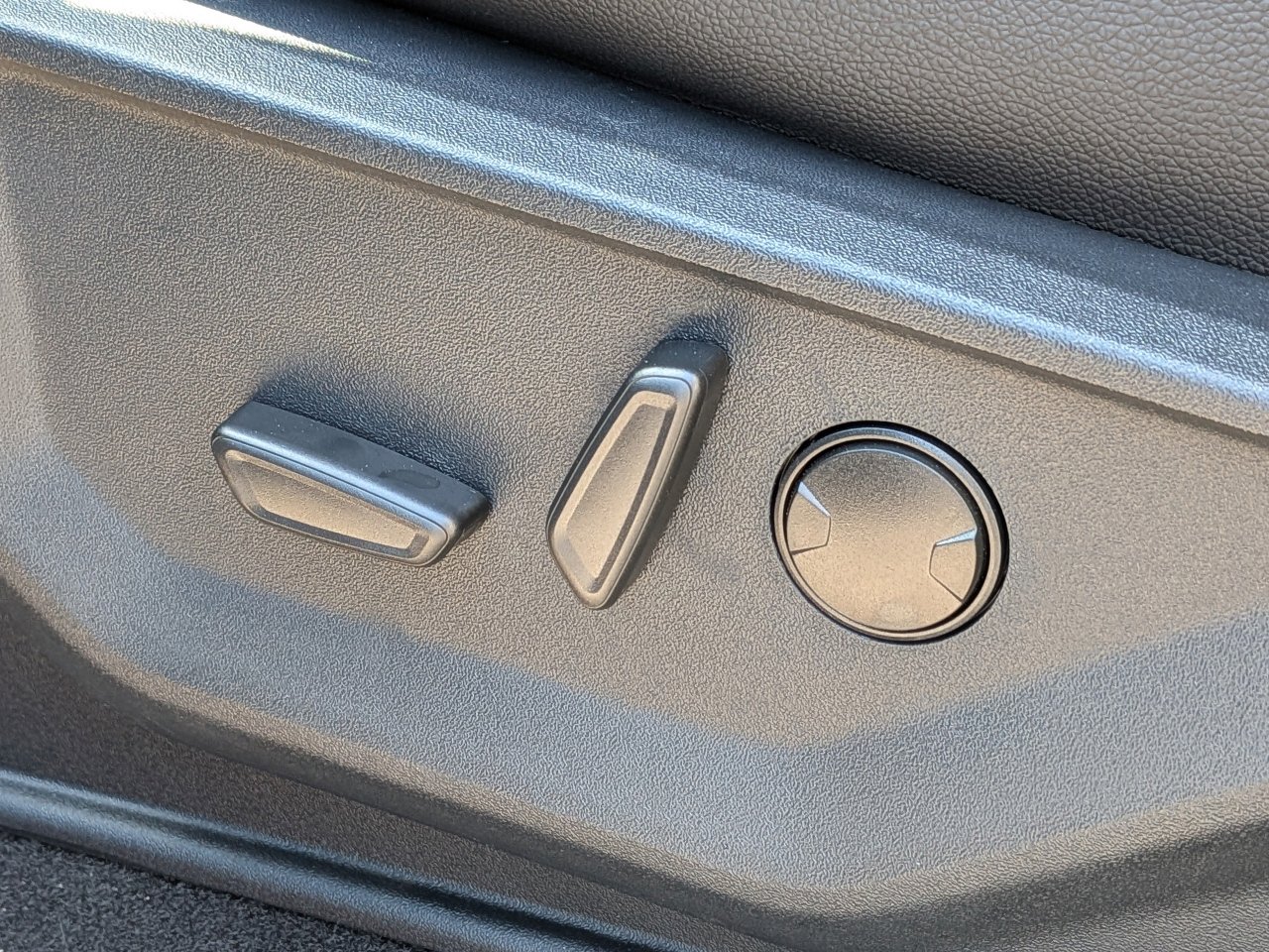 New 2026 Ford F150 XLT w/ Equipment Group 303A High AWD/4WD image 22