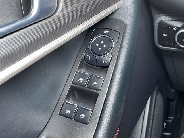 Used 2025 Ford Explorer ST-Line w/ ST-Line Street Pack AWD/4WD image 39