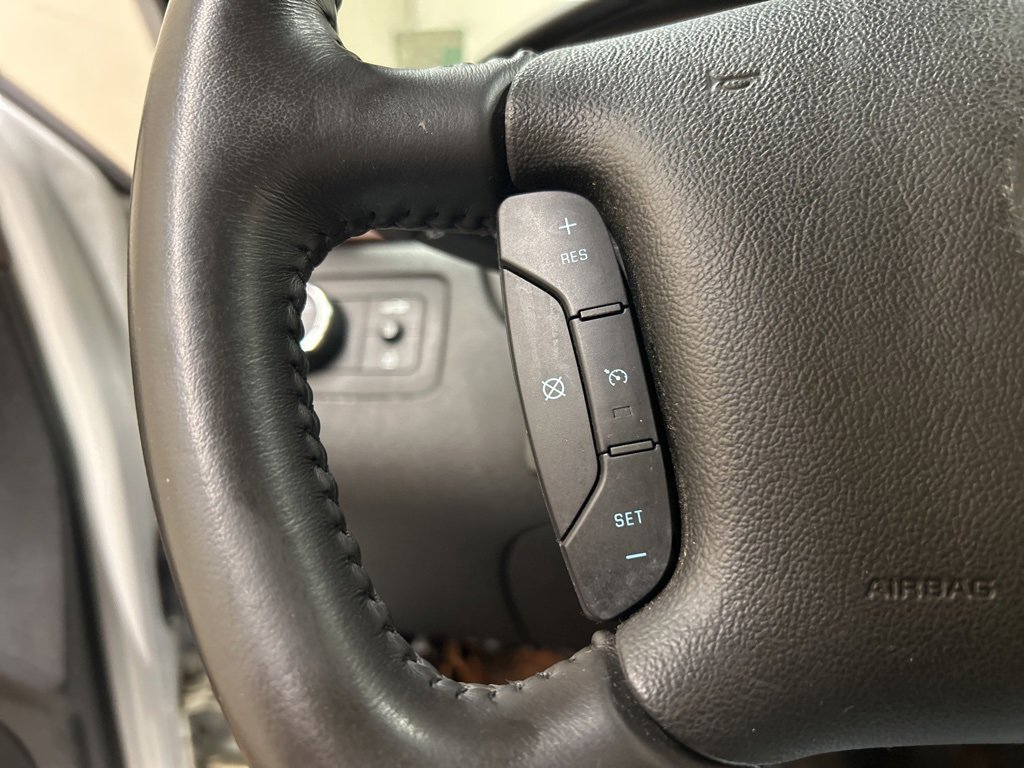 Used 2011 Chevrolet Impala LT image 19