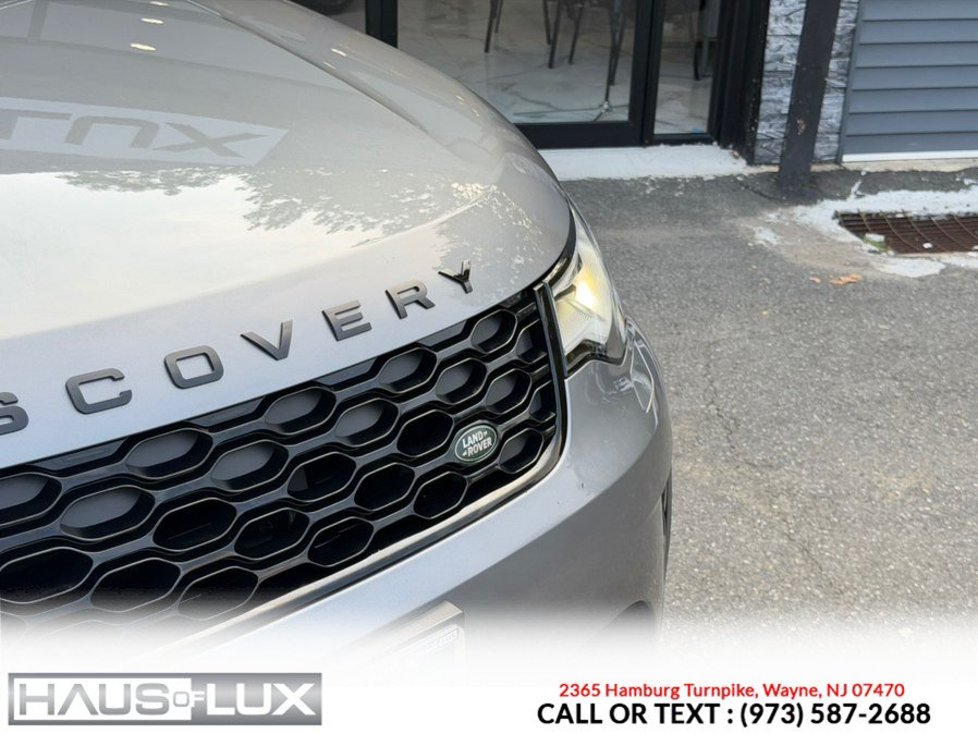 Used 2023 Land Rover Discovery S R-Dynamic AWD/4WD image 4