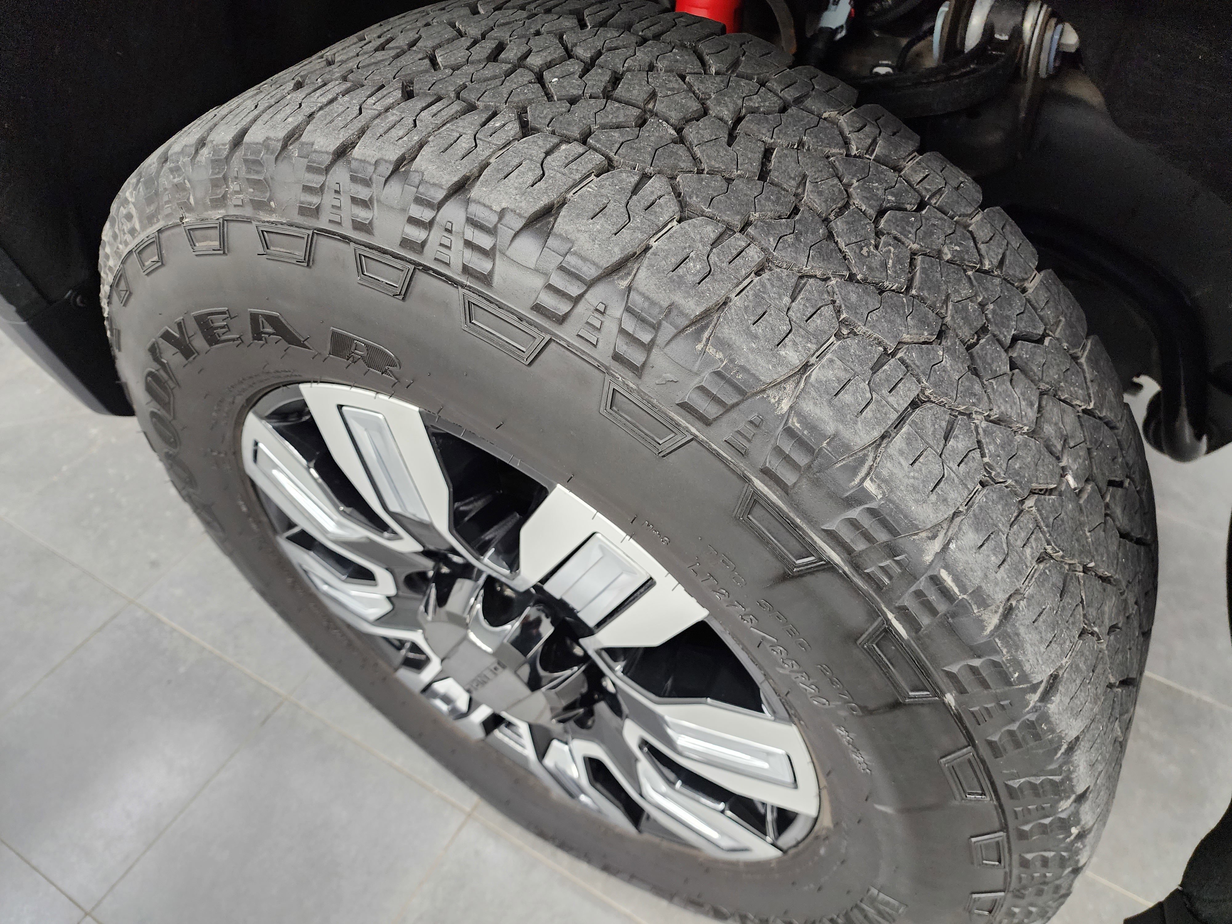 Used 2024 GMC Sierra 2500 Denali w/ Denali Reserve Package image 3