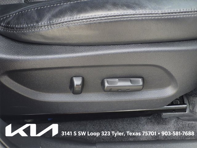 Used 2018 Hyundai Santa Fe Limited FWD image 15