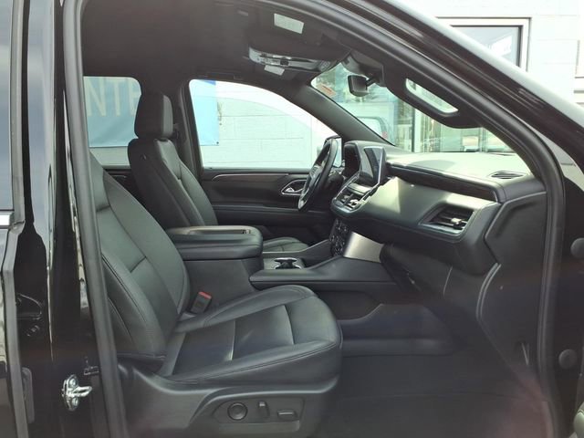 Used 2023 Chevrolet Suburban LT image 18