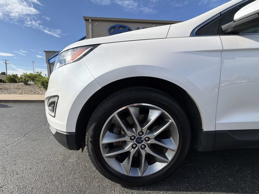 Used 2016 Ford Edge Titanium w/ Equipment Group 301A AWD/4WD image 20