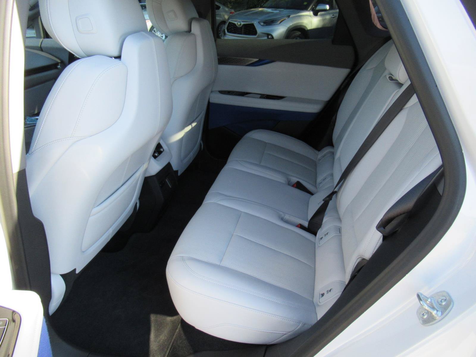 Certified 2025 Cadillac Optiq Sport 2 AWD/4WD image 34