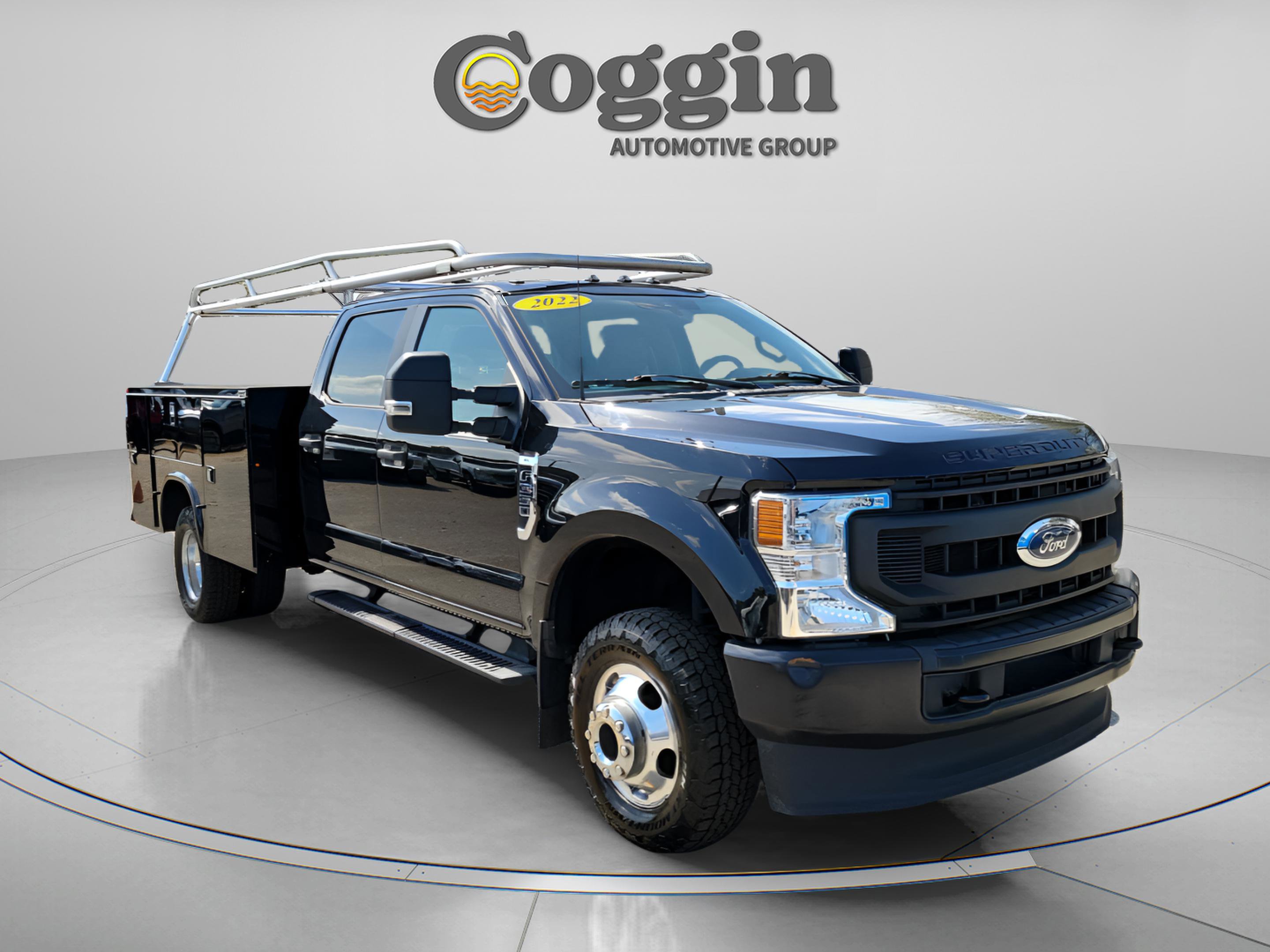 Used 2022 Ford F350 XL w/ Power Equipment Group AWD/4WD image 4