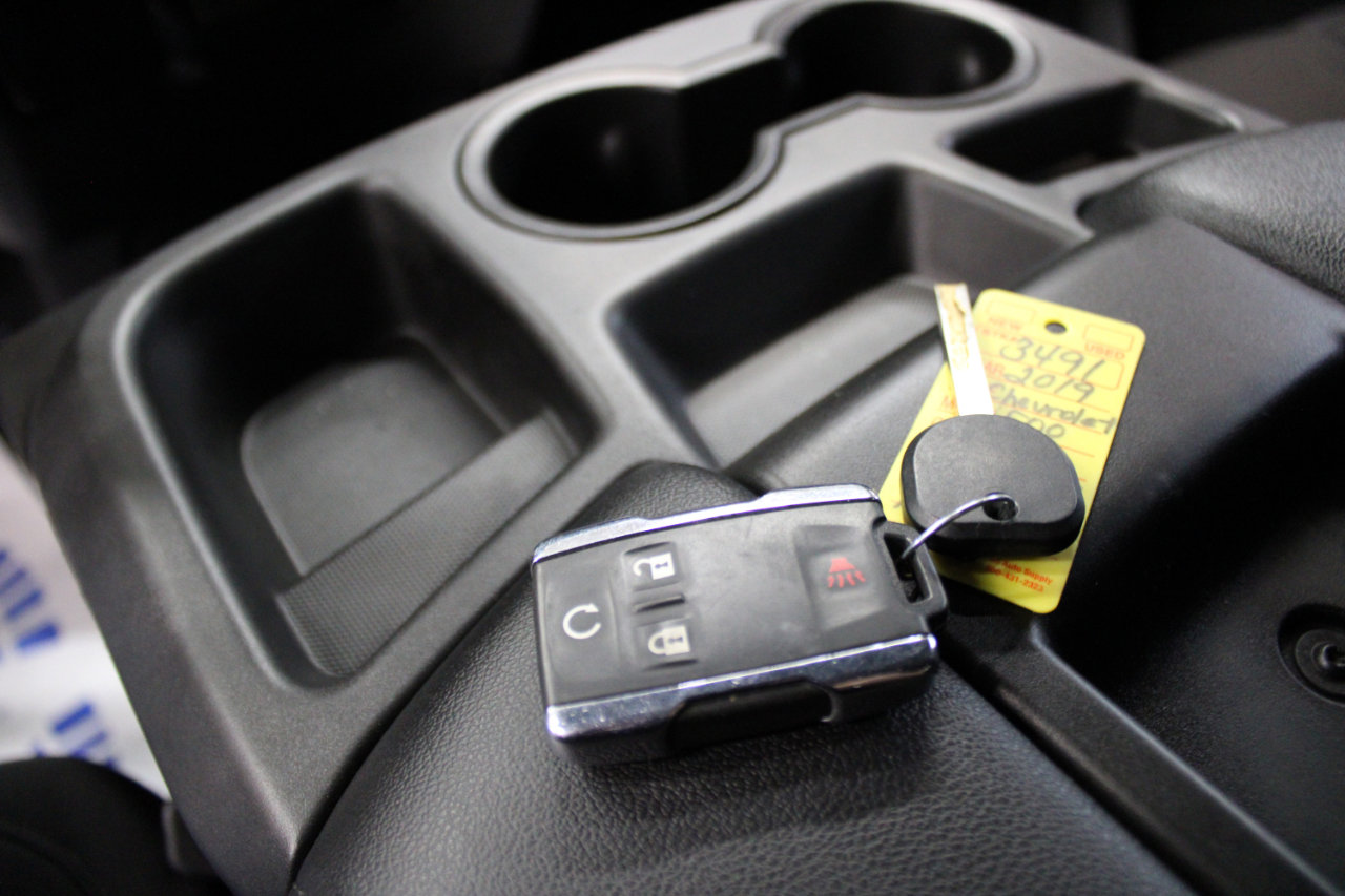 Used 2019 Chevrolet Silverado 1500 Custom Trail Boss w/ Custom Convenience Package image 16