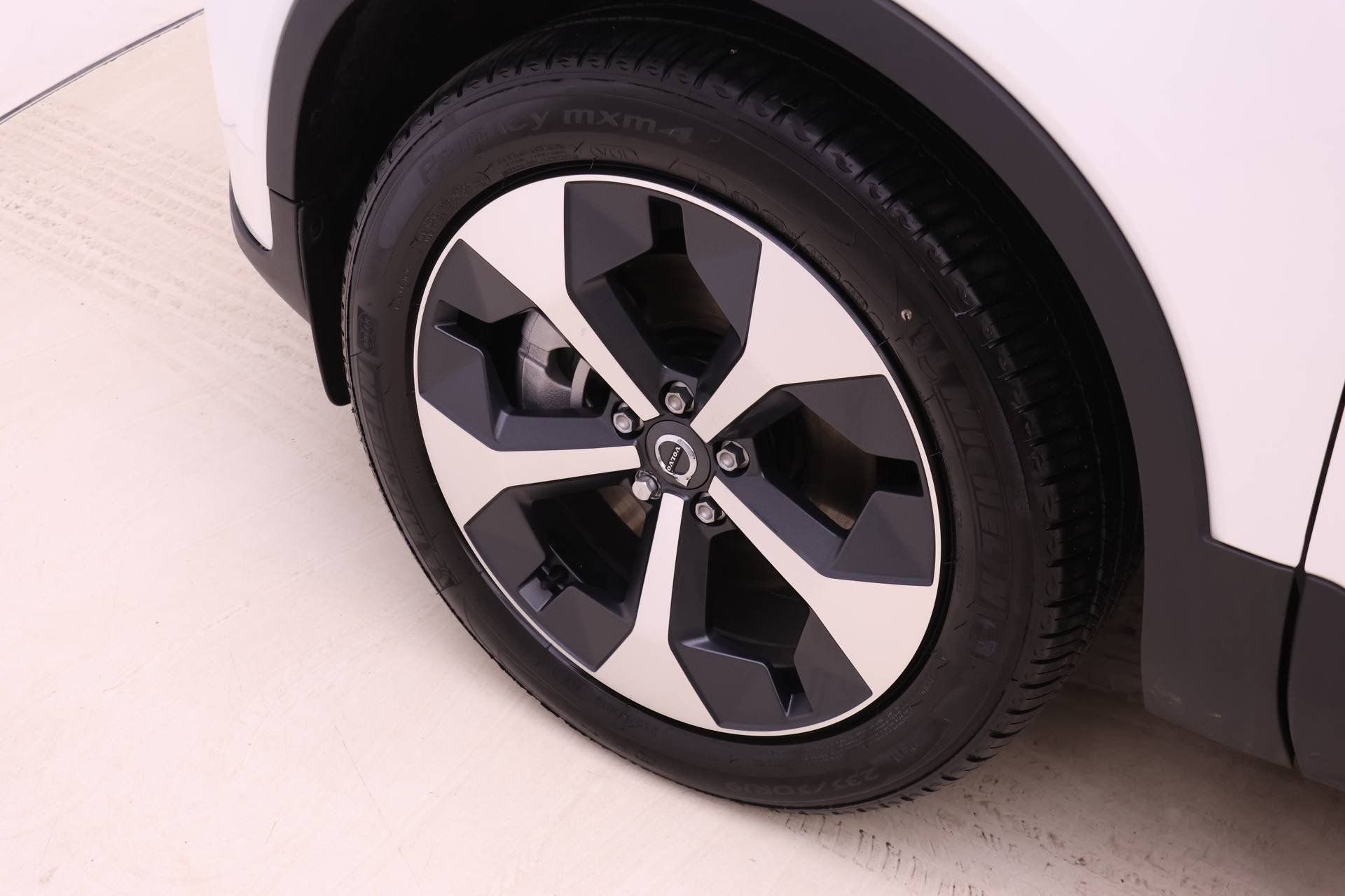 New 2026 Volvo XC40 B5 Core w/ Protection Package Premier AWD/4WD image 22